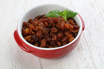 Raisin in the bowl
