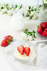 cottage cheese with strawberry and fresh berries