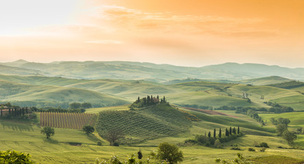 Paysage de Toscane, collines et prairies, Toscane - Italie