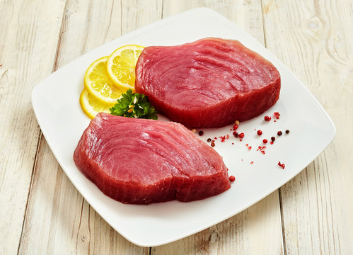 Raw Tuna Steaks with Lemon, Herbs and Peppercorns