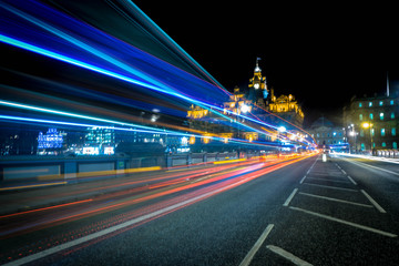 Fototapeta na wymiar Edinburgh north bridge night