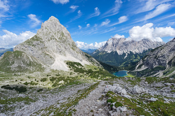 Fototapeta na wymiar Zugspitze und Sonnenspitze