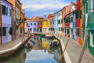 Fototapeta na wymiar Colorful Houses in Burano island, Italy