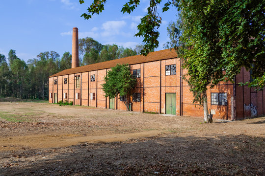 Abandoned 19th Century Wool Textile Factory From The Industrial Revolution. Fabrica De Lanificios Da Arrentela In Seixal, Portugal.