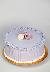 Wedding cake with roses.