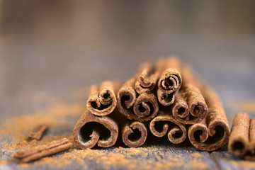 Heap of cinnamon sticks.