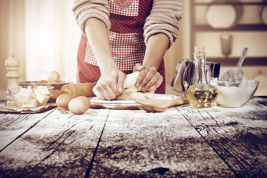 woman in kitchne 