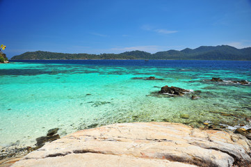 Fototapeta premium Beautiful Beach on Tropical Islands at Summer Season