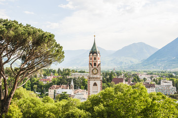 Meran, Altstadt, Stadt, St. Nikolaus, Kirche, Pfarrkirche, Vinschgau, Südtirol, Wanderweg,...