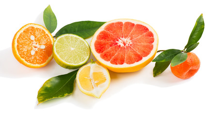 Fototapeta na wymiar Citrus slices and leaves