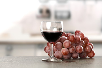 wine and bottles 