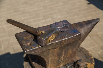 Anvil and hammer