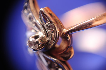 macro jewelry
