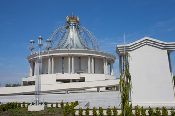 Kościół Maryi Gwiazdy Nowej Ewangelizacji i św. Jana Pawła II w Toruniu, Polska 