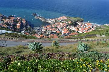 Vue de Camara de Lobos sur l'île de Madère