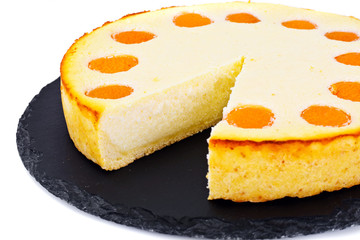 Cheesecake with Apricots