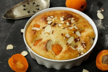 Apricot Pudding / apricot Clafoutis