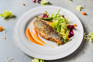 fried fish with vegetables