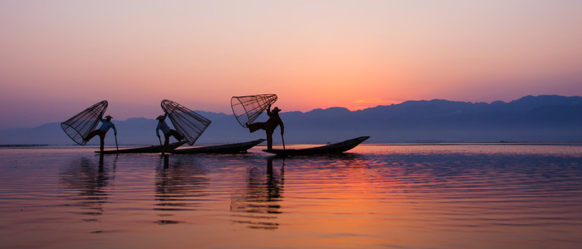 2,286,278 最適な 漁 画像、ストック写真、ベクター | Adobe Stock