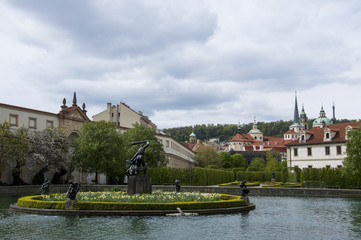 Obraz premium The fountain in Wallenstein Park in Prague, April 2016
