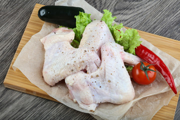 Raw chicken wings