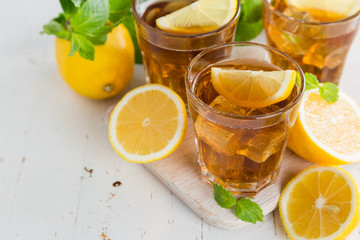 Iced tea with lemon and mint