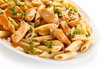 Penne with meat, sauce and vegetables 