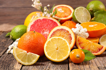 Fototapeta na wymiar orange,grapefruit and lemon