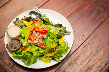 Tuna Salad tropical fruit for your healthy