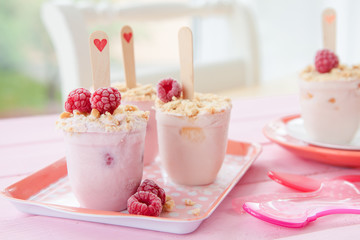 Hausgemachte Eis am Stiel