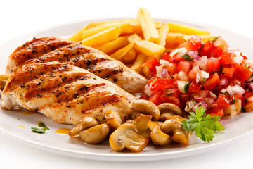 Grilled chicken fillet and vegetables