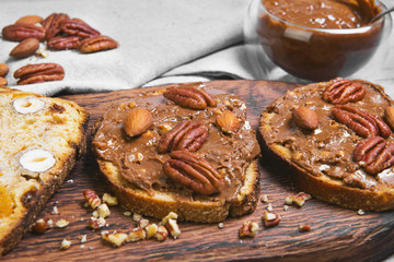 sandwich with peanut butter