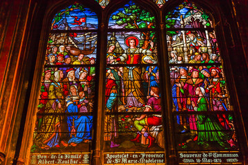 Obraz premium Saint Madeline Sophie Stained Glass Saint Severin Church Paris