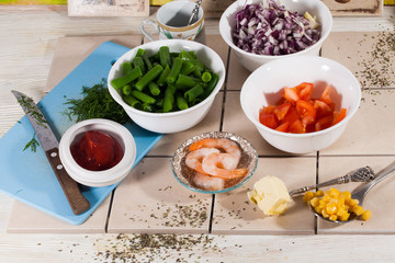 ingredients in bowls, tomatoes, onions, corn, shrimp, food, cooking recipe