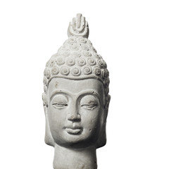 Närbild på en buddha staty mot vit bakgrund