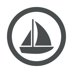 Icono plano velero en circulo color gris