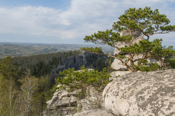 Fototapeta na wymiar granite rock ridge Shihan