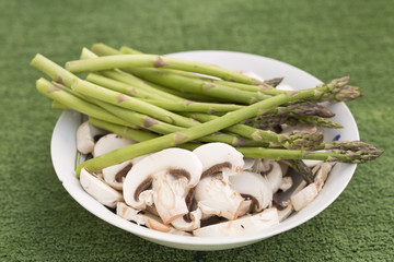 Mushrooms and asparagus