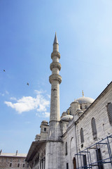 Fototapeta na wymiar View of Yeni mosque in Eminonu/Istanbul