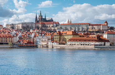 Fototapeta na wymiar View on St. Vitus Cathedral and Prague Castle