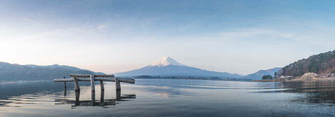 Fuji panorama from Kawakuchigo lake - 111141107