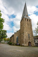 Fototapeta na wymiar Evangelische Kirche Sankt Georg in Hattingen