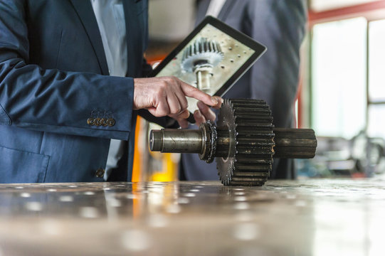 Ingenieur,Getriebe,Hand,Senior,Verbindung,Mobilit&auml;t,Bild