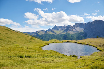 Fototapeta na wymiar Lac Gignoux (Cervières / Hautes-Alpes)