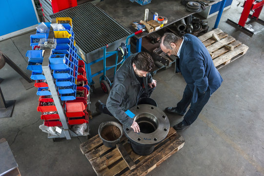 Manager and worker, flange