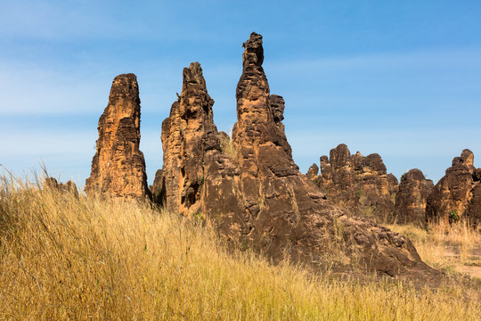 The peaks of Sindou