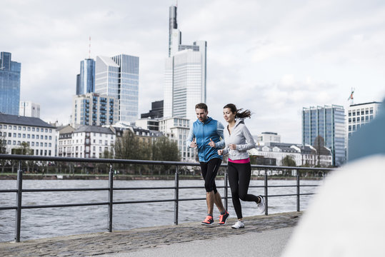 Lifestyle,Frankfurt,Fluss,Skyline,Main,Fitness,Textfreiraum