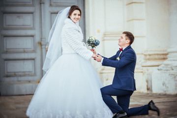 Beautiful Wedding photo session near architecture