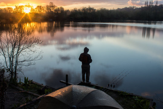 Sunrise Carp Angler