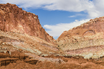 Fototapeta premium Red rock canyons in Capitol Reef National Park in Utah, USA